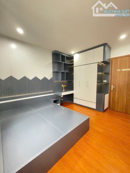 Bán căn hộ @Home 987 Tam Trinh 72m², View Hồ Yên Sở, Full Nội Thất, Giá Chỉ 4.x Tỷ - 5