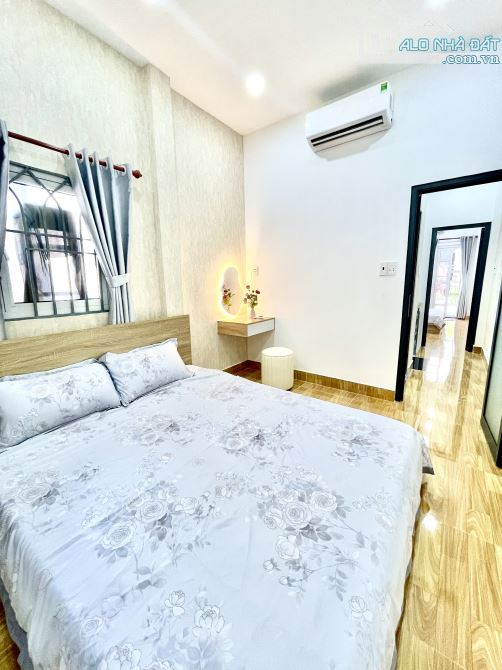 40m2, NHÀ ĐẸP 2 TẦNG, 3PN, NGAY NGÃ SÁU QUANG TRUNG, P10 GV, 4 TỶ HƠN - 5