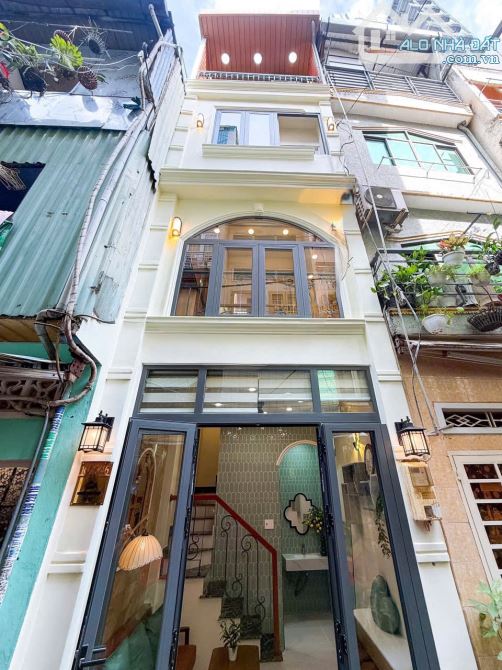 bán nhà hẻm 4m 16// nguyễn thiện thuât q3- 15m2 -3 tầng 2pn - 3ty950 TL - 5