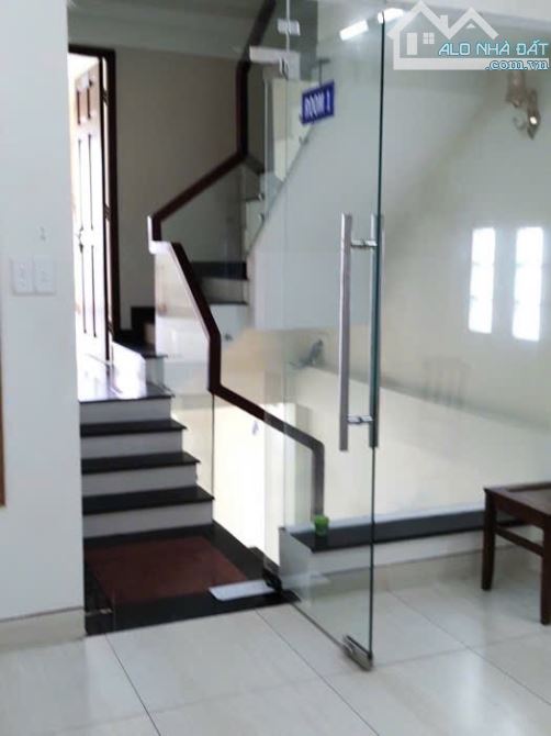 NHÀ 5 tầng MẶT TIỀN Đường THỚI AN 03, phường THỚI AN, Q12, DT 65m2 , đường 10m - 5