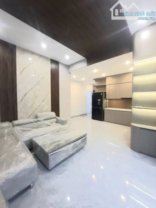 🏡 NHÀ SÂN VƯỜN KIỆT  THÀNH VINH 2 – 99.2M2 – NỞ HẬU HƠN 14M – GẦN BIỂN – 4.8  TỶ - 5