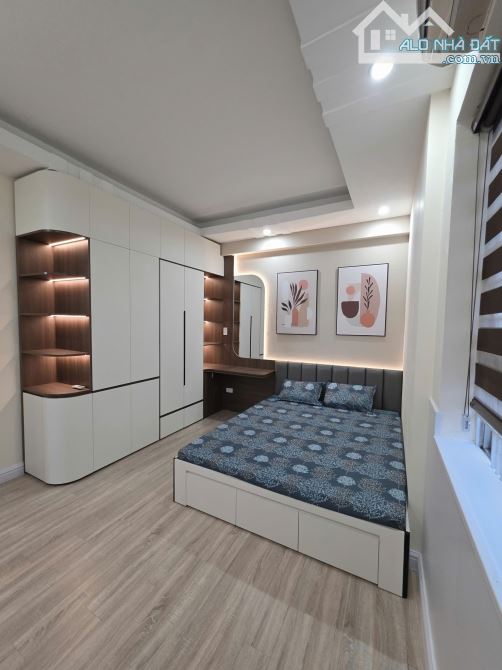 CẦN BÁN căn hộ đẹp đầy đủ nội thất, lô góc view thoáng, tầng đẹp gần CV CẦU GIẤY - 5
