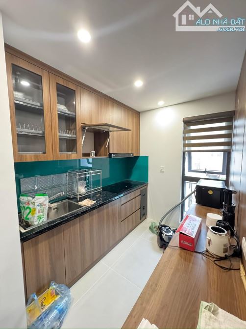 BÁN GẤP NHÀ PHỐ NHẬT CHIÊU LẠC LONG QUÂN TÂY HỒ 80M 7 TẦNG THANG MÁY VIEW HỒ OTO TRÁNH 5M - 5