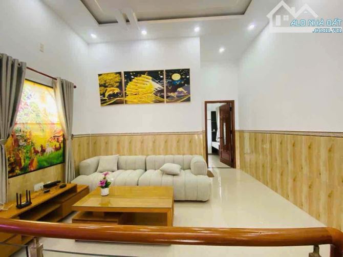 SIÊU PHẨM 3 TẦNG CÙ CHÍNH LAN - ĐƯỜNG NHỰA Ô TÔ 7M - THÔNG THẲNG HÀ HUY TẬP THANH KHÊ ĐN - 5