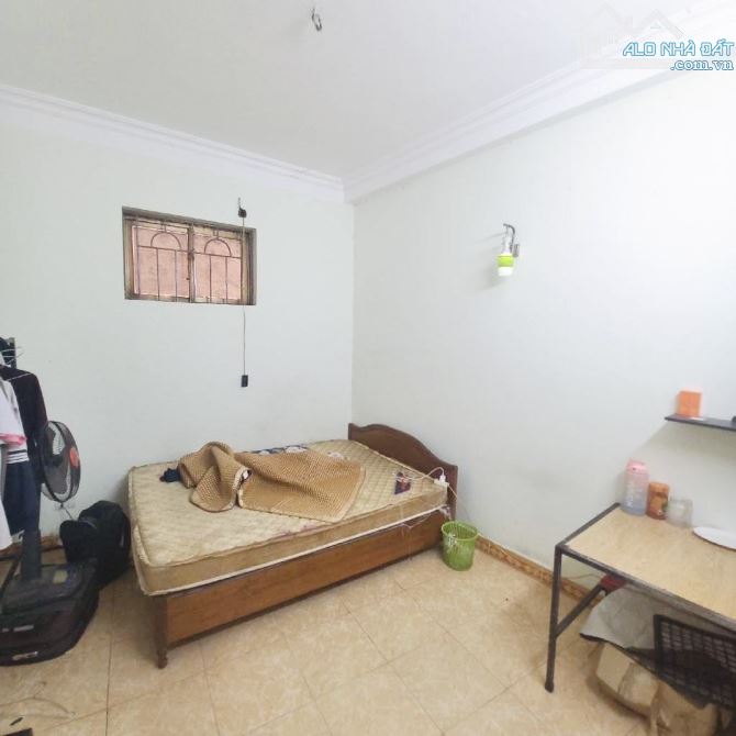 Bán nhà Hà Trì 1 ngay ngã 5 Hà Trì , ngõ rộng, 15m Oto tránh , 52m2, 4 tầng , giá 7.6 tỷ - 5