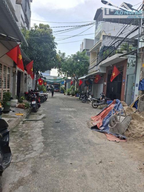BÁN NHÀ 5 TẦNG MỚI XÂY - TRUNG MỸ TÂY - Q12 - HẺM XE HƠI 8m- GIÁ 8.6ty - 5