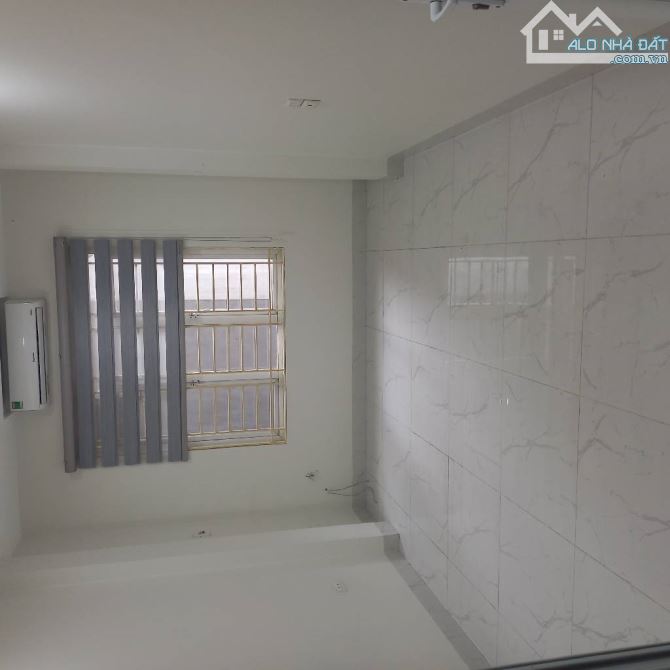 BÁN NHÀ HỘ KHẨU VĂN QUÁN – 5 TẦNG, 3 NGỦ, NGÕ Ô TÔ THÔNG – TIỆN ÍCH NGẬP TRÀN, chỉ hơn 5tỷ - 5