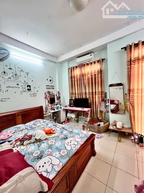 CHỈ HƠN 4 Tỷ - NGUYỄN TRIỆU LUẬT- 50M2 - DTSD 200M2 -4 TẦNG- 4 PN- SHR -HXH 5M - 5
