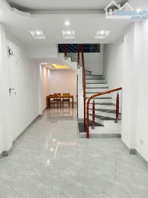 BÁN NHÀ 4 TẦNG – YÊN LŨNG – NGÕ THÔNG Ô TÔ ĐỖ CỬA - 5