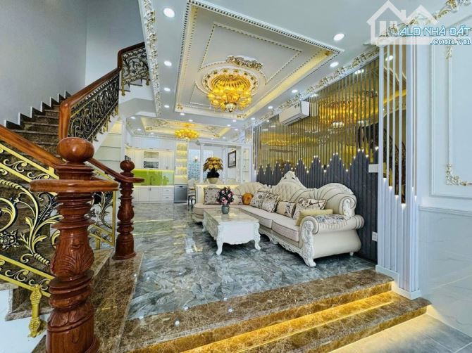 CĂN HỘ DỊCH VỤ  4 TẦNG DÒNG TIỀN 1 TỶ/ NĂM - 169M2 – NGANG 8M - GIÁ 20 Tỷ - 6