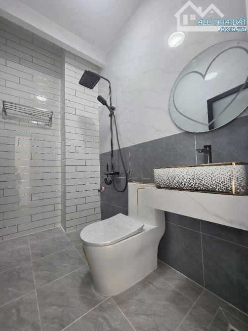 5 TẦNG - LÊ VĂN QUỚI - BÌNH HƯNG HÒA A - BÌNH TÂN- DT:4*20M – 7 TỶ 5 - 6