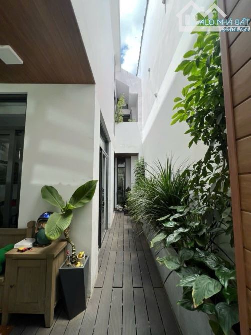 Bán Gấp Biệt Thự Ven Sông Hiệp Bình Chánh 6x26=155m2 Giá 17,5 TỶ - 6