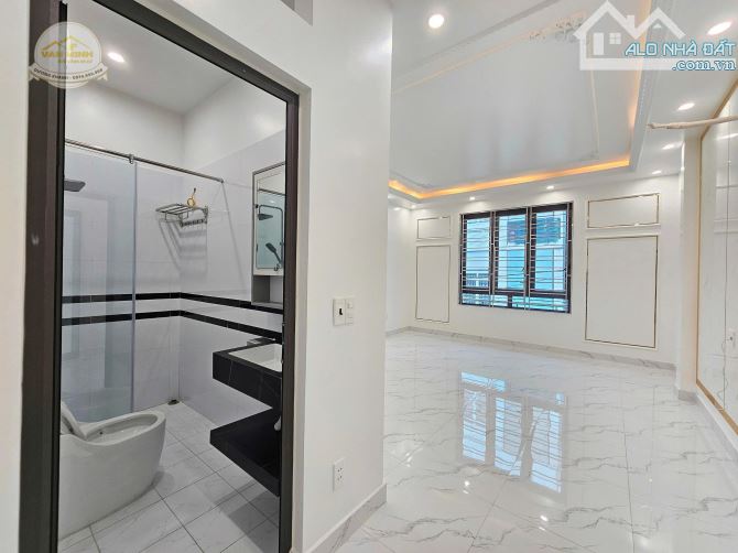 Chính chủ bán nhà độc lập Trần Nguyên Hãn. 64m2 3 ngủ khép kín - 6