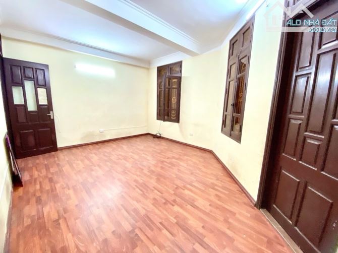 BÁN NHÀ PHÂN LÔ KĐT  VĂN QUÁN – MẶT PHỐ LÔ GÓC – MT 16M – DT 76M2 – VỈA HÈ Ô TÔ TRÁNH - 6
