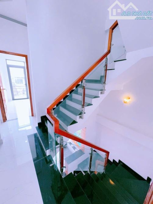 Nhà liền kề 1 trệt 2 lầu P.Hoá An ngay vòng xoay cầu hang giáp ranh thủ Đức-Dĩ An .Tp.Biên - 6