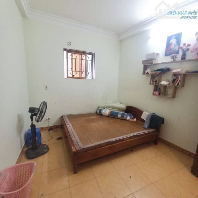 Bán nhà Hà Trì 1 ngay ngã 5 Hà Trì , ngõ rộng, 15m Oto tránh , 52m2, 4 tầng , giá 7.6 tỷ - 6
