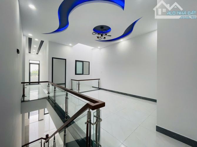 Bán nhà Mỹ Hạnh Nam Giáp Hóc Môn, Diện tích 237m2 - 1 Trệt 1 Lầu 3 Phòng Ngủ - Hoàn công - 6
