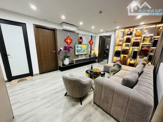 49.x tỷ / 8 tầng /7.2 M tiền/ Khách Sạn View Hồ. Hoàng Mai - 6