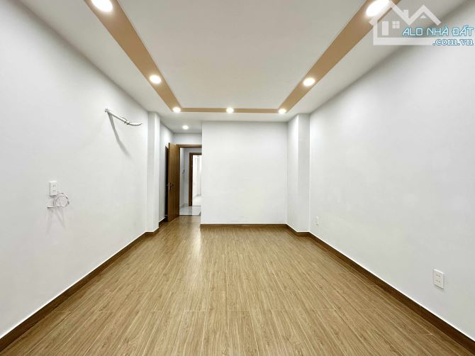 Bán nhà hẻm 31/ Ung Văn Khiêm,P.25,Q.Bình Thạnh,dt: 3,8 x 17 - 3 lầu 13 Tỷ 9. - 6
