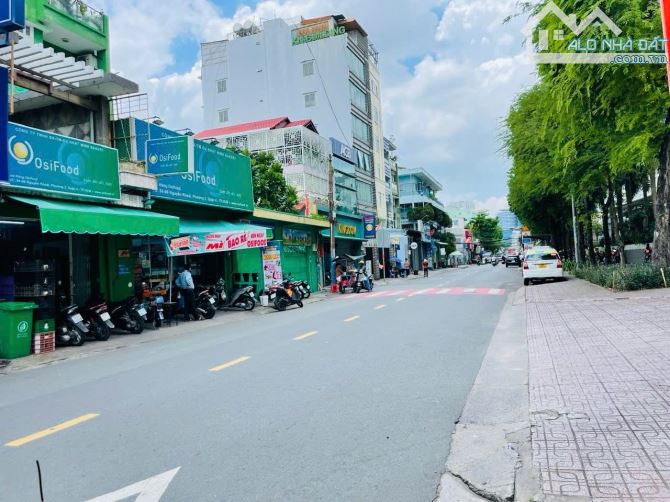 NGUYỄN KHOÁI NỐI QUA QUẬN 1 CỰC XỊN TÌM ĐÂU RA CĂN THỨ 2 NHƯ THẾ NÀY NỮA CÁCH SIÊU CC GALA - 7