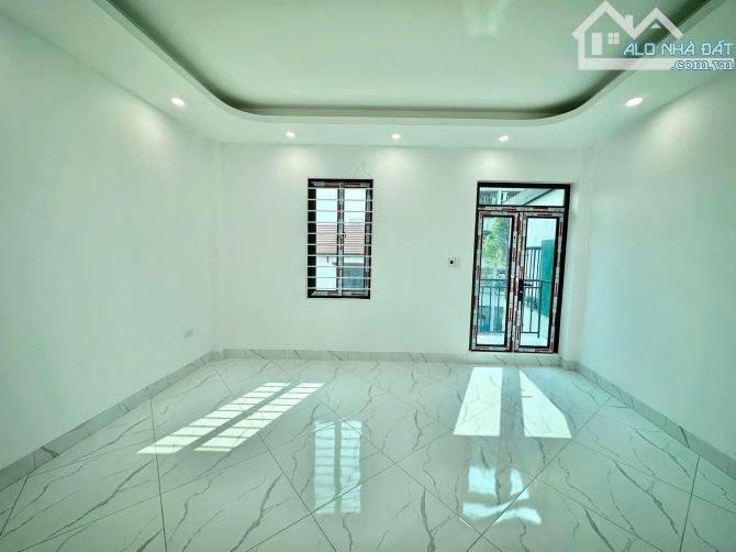 CĂn này mua đầu tư để cho thuê thì tuyệt vời-Ngay sát trường đại học- Giá chỉ nhỉnh 3 tỉ - 7