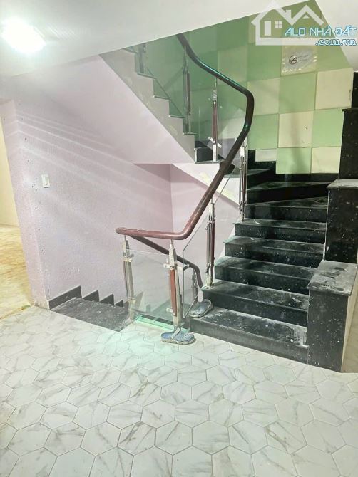 KHU VIP K300 TÂN BÌNH - DT: 6x17m - 5 TẦNG - CHỈ 15.8TỶ - 7