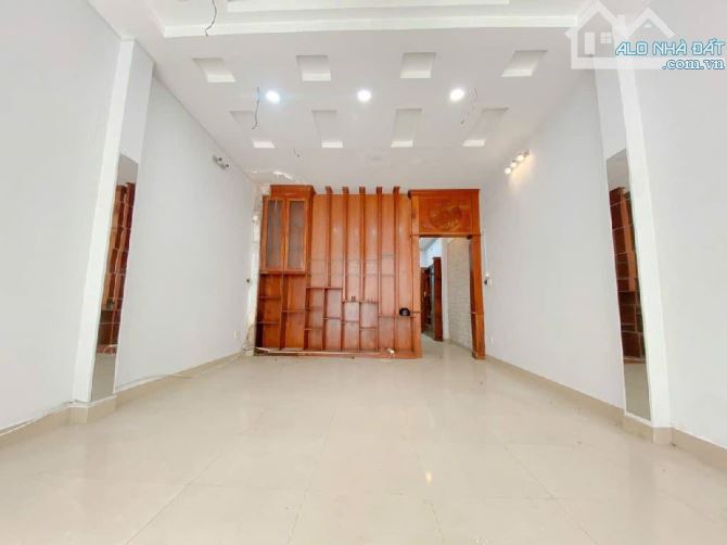 MẶT TIỀN NGUYỄN SỸ SÁCH - KHU PHÂN LÔ - 61M² - NGANG 4.5M - 4 TẦNG - GIÁ 1XTỶ TL - 7