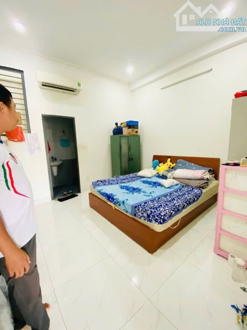 Nhà 3 tầng đường THẠNH XUÂN 22, phường THẠNH XUÂN, Q12, dt 61,2m2 (4mx15,3m), Hẻm 5m - 7