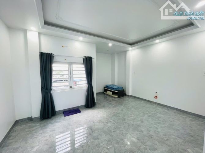 Bán nhà 3 tầng đl gốc dân Hồ Sen, Lê Chân 52m giá chỉ 3,x tỷ - 7
