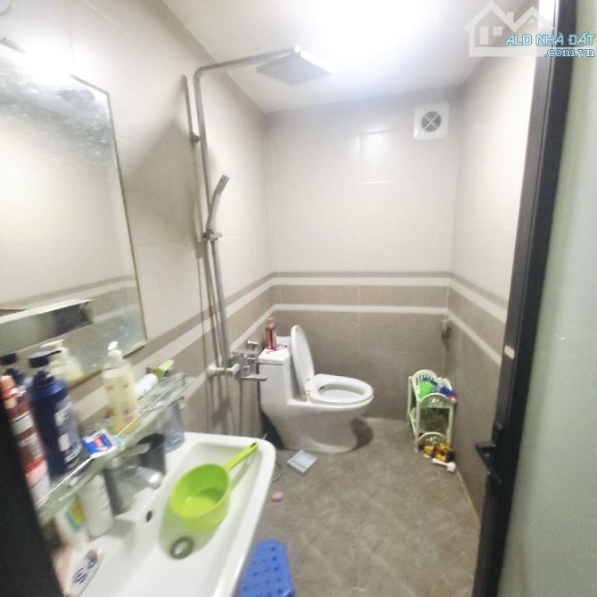 Bán nhà Hà Trì 1 ngay ngã 5 Hà Trì , ngõ rộng, 15m Oto tránh , 52m2, 4 tầng , giá 7.6 tỷ - 7