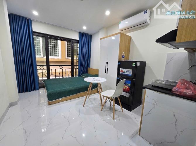 BÁN TÒA CCMN 29 PHÒNG QUAN HOA  CẦU GIẤY 90m MT 6m 7 TẦNG THANG MÁY 27 TỶ - 7