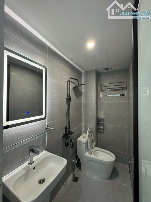 KHƯƠNG HẠ THANH XUÂN - NHÀ MỚI 5 TẦNG - FULL NỘI THẤT - NGÕ OTO ĐỖ 10M - GIÁ CHỈ 7 TỶ - 7
