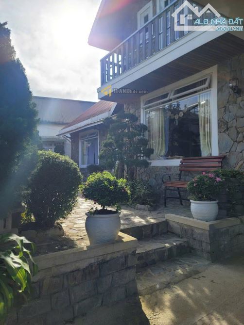 VILLA SÂN VƯỜN _ MANG NÉT CỔ KÍN GẦN HỒ XUÂN HƯƠNG - 7