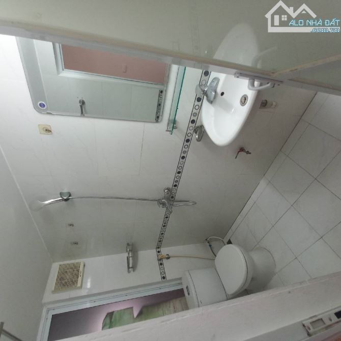 BÁN NHÀ HỘ KHẨU VĂN QUÁN – 5 TẦNG, 3 NGỦ, NGÕ Ô TÔ THÔNG – TIỆN ÍCH NGẬP TRÀN, chỉ hơn 5tỷ - 7