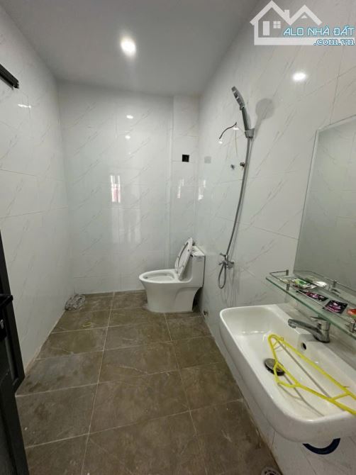PHAI 6 💖💖Em cần bán căn nhà hẻm oto cách đường lê hồng phong chỉ 80 mét💖💖  ♻️Nhà 2 mặt - 7