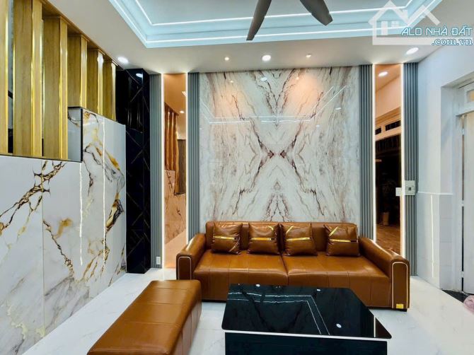 NHÀ ĐẸP THẠNH LỘC 19 – GIÁP GÒ VẤP – 1 TRỆT 1 LẦU – HXH - GẦN CHỢ CẦU ĐỒNG - CHỈ 4.48 TỶ - 8