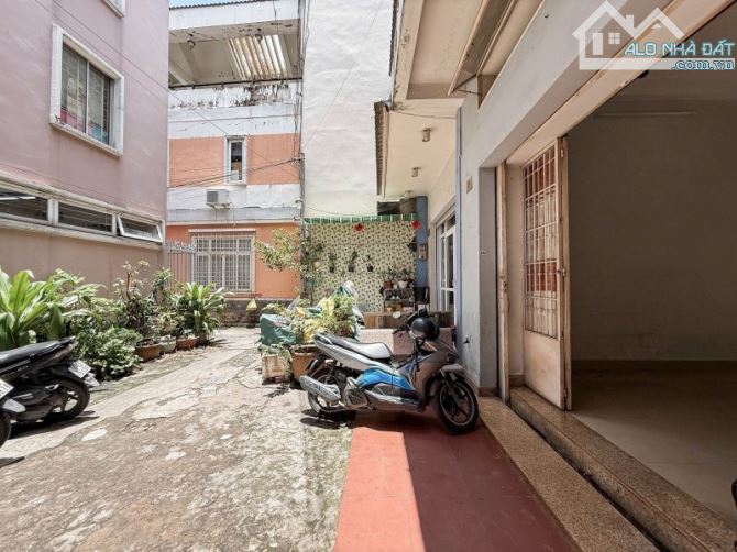 BÁN NHÀ NGUYỄN KIỆM P3 PHÚ NHUẬN, HẺM 6M TRƯỚC NHÀ, 70M², 4 TẦNG 6PN – GIÁ CHỈ 8.55 TỶ - 8