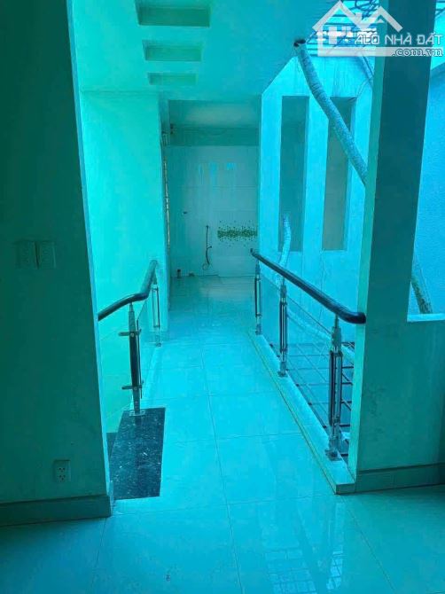 Bán bằng định giá ngân hàng, khu K300, dòng tiền 50tr/tháng, ngang 5 nở hậu - 8