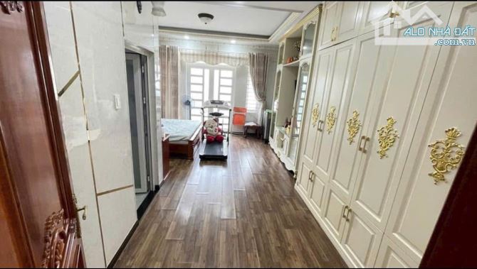 NHÀ ĐẸP 100M² x 4 TẦNG, MẶT TIỀN ĐƯỜNG, TNP.A QUẬN 9 gần LÊ VĂN VIỆT - 8