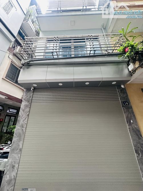 Bán Nhà Giá Tốt – Vị Trí Đắc Địa Phố Mạc Thị Bưởi – Tiện Ích Đầy Đủ- 44M2 - 5 Tầng - 8