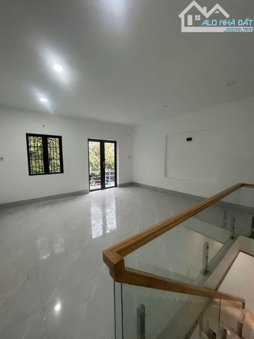 Nhà Đường Nguyên Thị Tồn mặt tiền 12m vỉa hè rộng Đối diện Cty Pouchen - 8