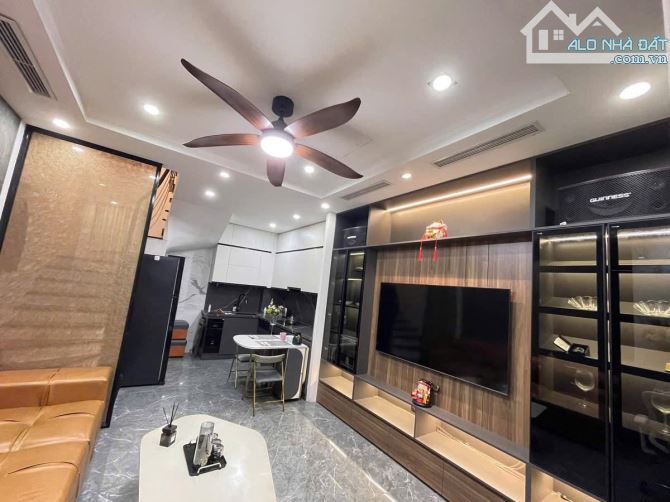 Nhà Đẹp Full Nội Thất – Dọn Vào Ở Ngay – Giá Chỉ 10.5 Tỷ - 9