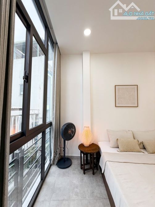 SIÊU PHẨM NHÀ ĐẸP Q10 • 32M² • 4 TẦNG • CÁCH MẶT TIỀN 20M • GIÁ CHỈ 5.x9TỶ - 9