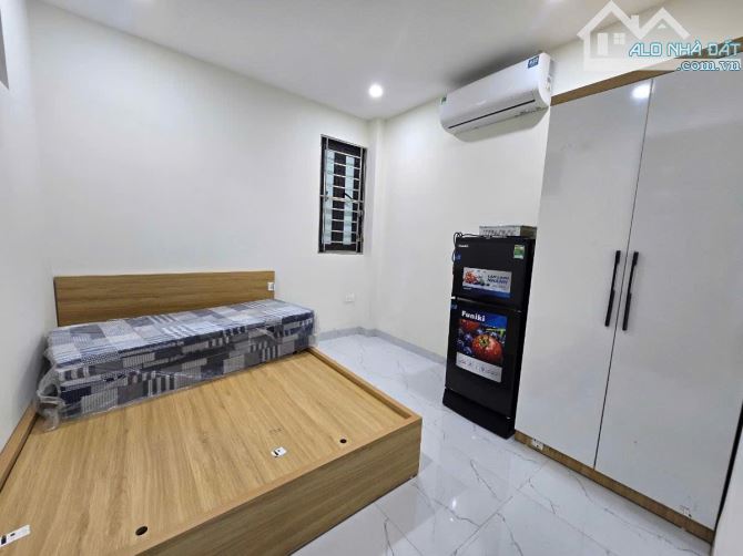 BÁN TÒA CCMN 29 PHÒNG QUAN HOA  CẦU GIẤY 90m MT 6m 7 TẦNG THANG MÁY 27 TỶ - 9