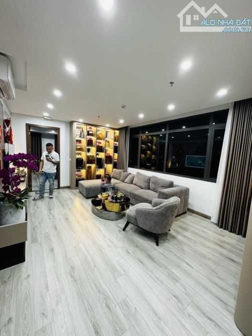 49.x tỷ / 8 tầng /7.2 M tiền/ Khách Sạn View Hồ. Hoàng Mai - 9