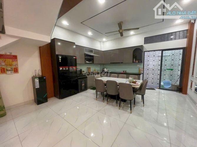 Có 102! Tôn Thất Tùng, Lô góc, Kinh doanh, Thông, Thoáng, 45m2*5T, " - 9