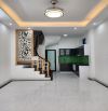 Bán nhà riêng tại Kim Hoàng, 5.1 tỷ, 32m2, 3PN + 4WC + 5 tầng, chính chủ giá cực chất