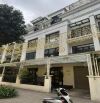 Bán biệt thự Vinhomes Gardenia Hàm Nghi, 155m2, 4 tầng, thang máy, gara, giá 72 tỷ.