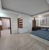CẦN BÁN căn hộ đẹp đầy đủ nội thất, lô góc view thoáng, tầng đẹp gần CV CẦU GIẤY