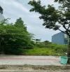Tôi Chính chủ cần bán nhanh lô Nam Hoà Xuân. SÁT SÔNG, GẦN NHIỀU TIỆN ÍCH .